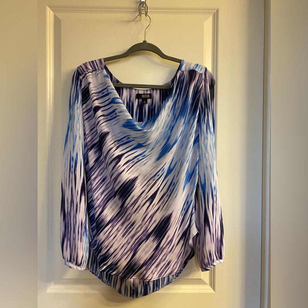 Medium, blue/purple split sleeve blouse